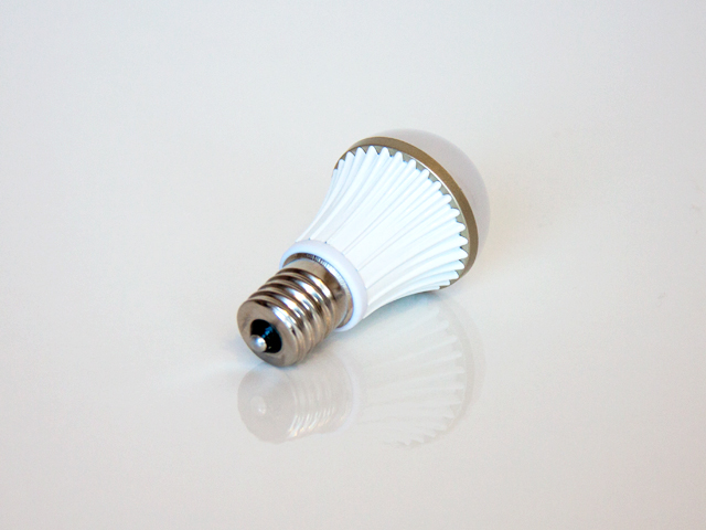 LED電球・25～35Ｗ形相当（口金：E17） | LED照明の販売［エコリスタ］